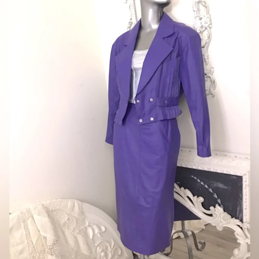 VINTAGE Chia Purple Leather Jacket - Picture 9 of 16
